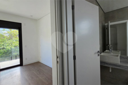 Casa à venda com 4 suítes no condomínio Alphaville Nova Esplanada 1, Votorantim - SP