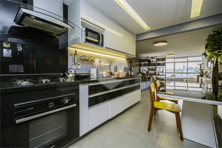 Apartamento à venda com 3 quartos, sendo 1 suíte, em Perdizes, São Paulo, SP