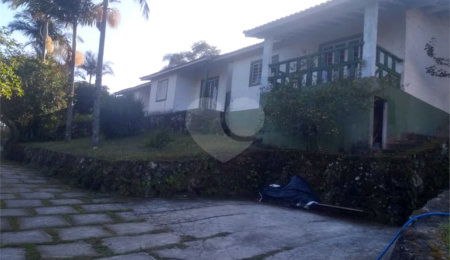 Chácara à venda com 4 quartos em Mato Dentro, Mairiporã, SP