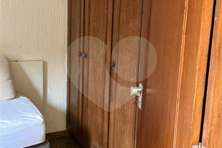 Sobrado à venda com 4 quartos, sendo 1 suíte, no Centro, Araraquara, SP
