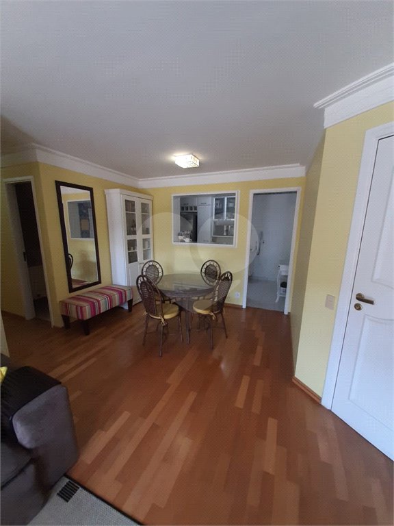 Apartamento à venda com 3 quartos, sendo 1 suíte, em Santo Amaro, São Paulo, SP