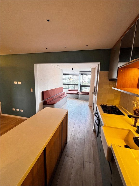 Apartamento à venda com 3 quartos, sendo 1 suíte,  em Jardim Oswaldo Cruz, São José dos Campos, SP