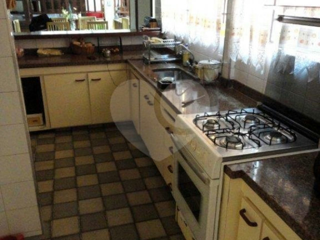 Casa à venda com 3 quartos, sendo 2 suítes,  em Parque Mandaqui, São Paulo, SP