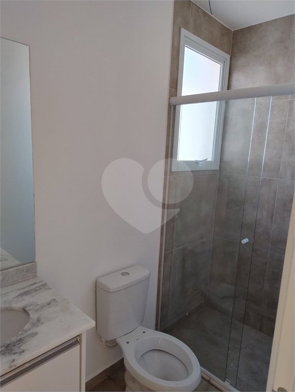 Casa para alugar com 3 quartos, sendo 1 suíte, no condomínio Vila Quinta dos Manacás, Vinhedo - SP