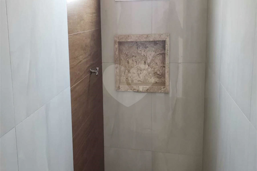 Sobrado à venda com 3 quartos, sendo 1 suíte, em Vila Romero, São Paulo, SP