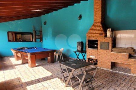 Casa à venda ou para alugar com 3 quartos, sendo 1 suíte,  em Vila Nova Aparecida, Mogi das Cruzes, SP
