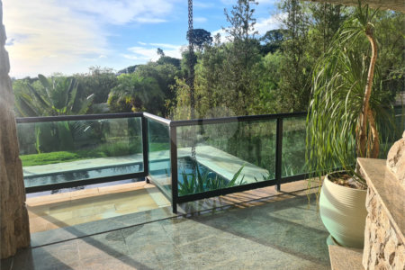 Casa à venda com 4 quartos, sendo 2 suítes, no condomínio Bosque de Grevilea, Vinhedo - SP