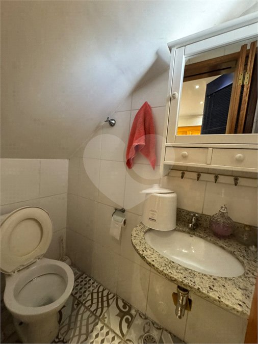 Sobrado à venda com 3 quartos, sendo 1 suíte, em Jardim Popular, São Paulo, SP