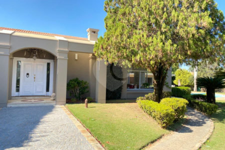 Casa à venda com 5 suítes no condomínio Santa Maria, Votorantim - SP