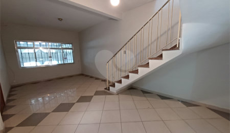 Sobrado à venda com 3 quartos em Vila Medeiros, São Paulo, SP
