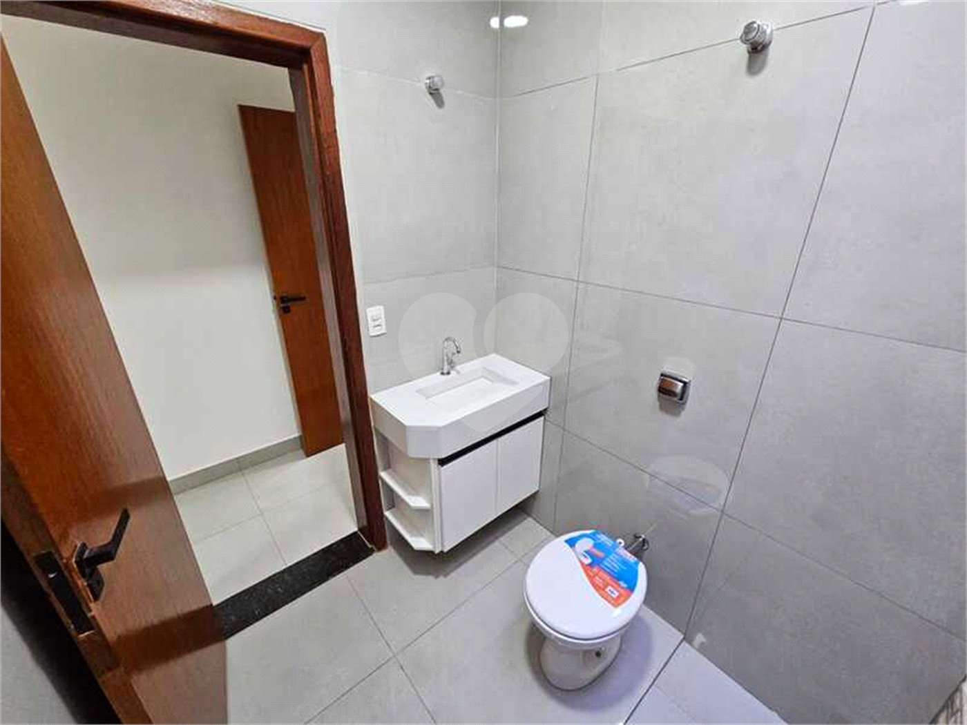 Casa à venda com 2 quartos, sendo 1 suíte, em Jardim dos Colibris, Indaiatuba, SP