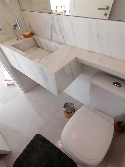 Apartamento à venda com 3 suítes em Vila Ipojuca, São Paulo, SP