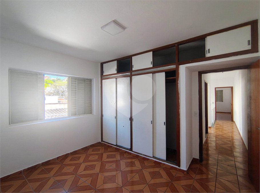 Casa à venda com 3 quartos, sendo 1 suíte, em Vila Vianelo, Jundiaí, SP