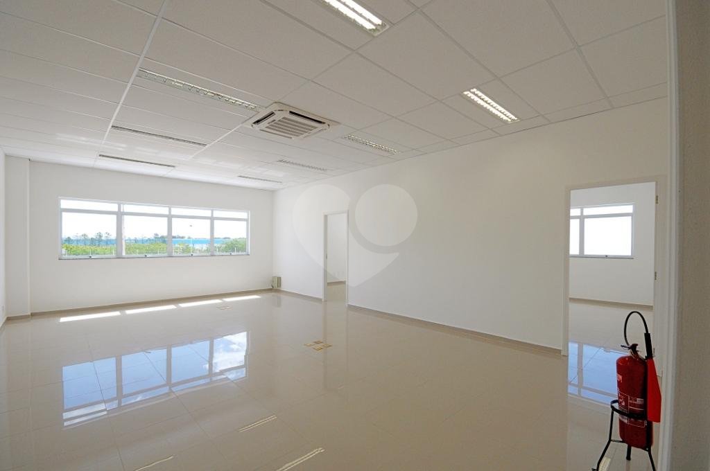 Casa para alugar com 1 quarto no condomínio Braslog, Sorocaba - SP