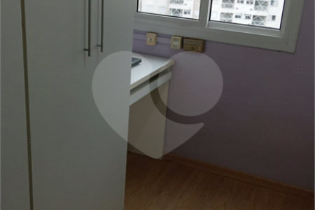 Apartamento à venda com 3 quartos, sendo 1 suíte,  em Vila Mariana, São Paulo, SP