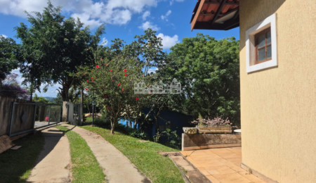 Casa à venda com 3 suítes no condomínio Portal Dos Nobres, Atibaia - SP