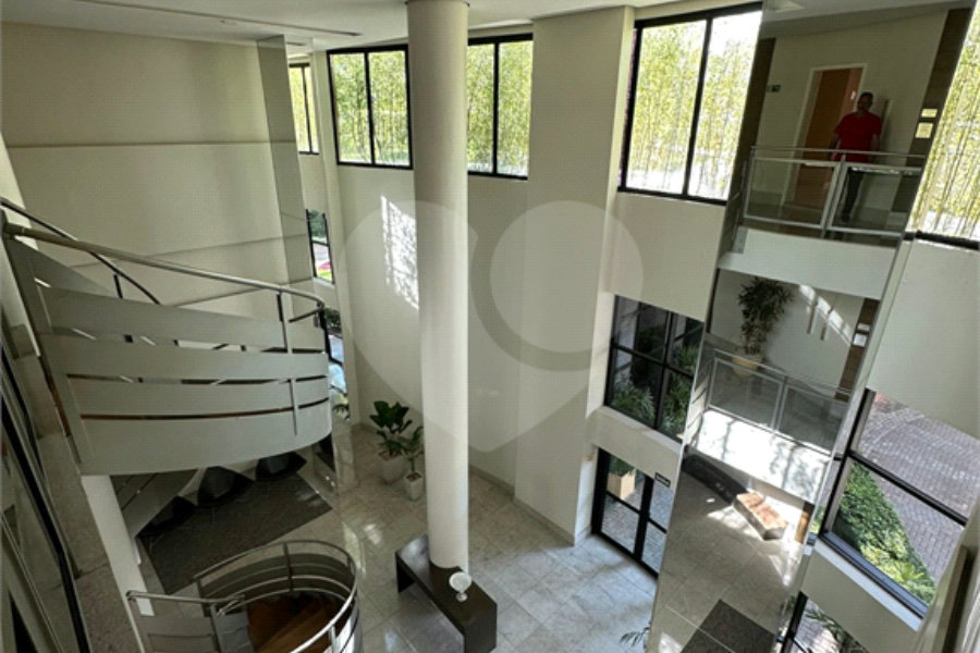 Apartamento à venda com 3 suítes em Morumbi, São Paulo, SP