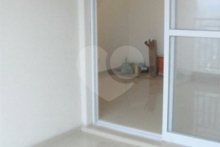 Apartamento à venda com 3 quartos, sendo 1 suíte,  em Vila Carrão, São Paulo, SP