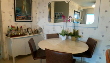 Apartamento à venda com 2 quartos, sendo 1 suíte,  em Vila Alexandria, São Paulo, SP