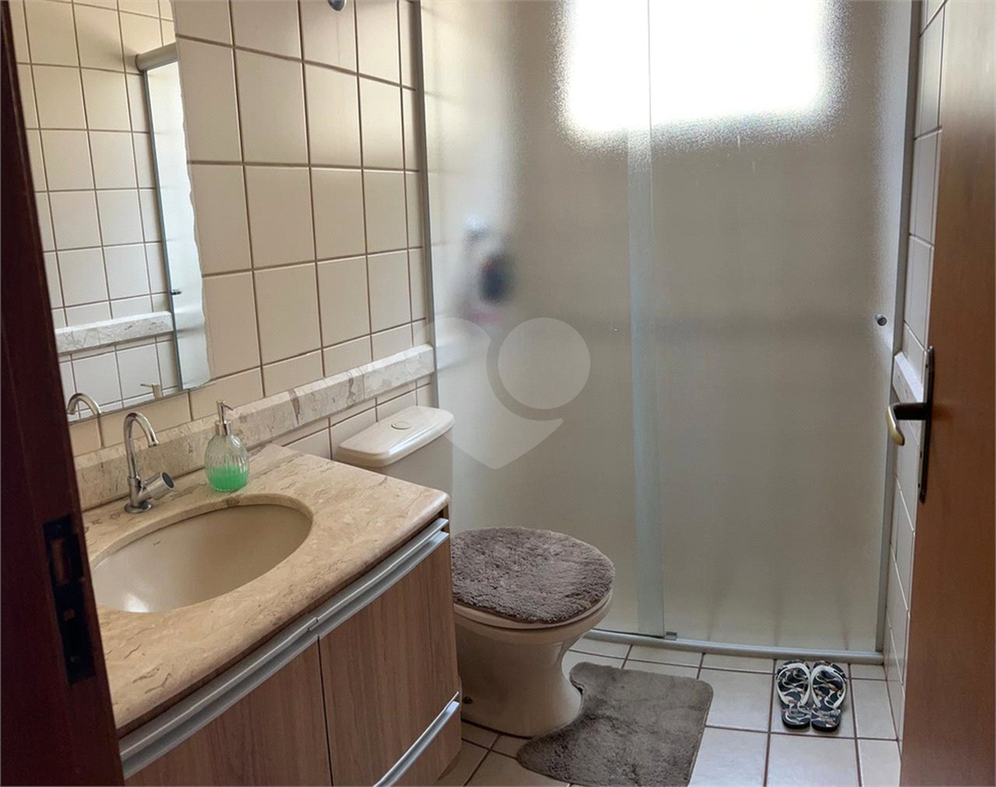 Casa à venda com 3 quartos, sendo 1 suíte,  no condomínio Jardim Europa, Mogi das Cruzes - SP