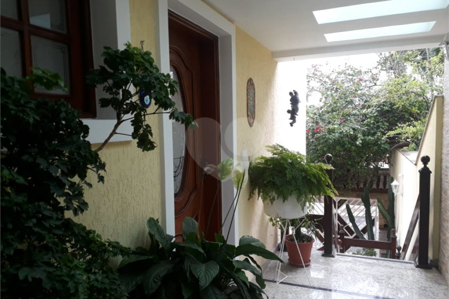 Sobrado à venda com 6 quartos, sendo 5 suítes, em Tremembé, São Paulo, SP