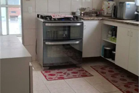 Sobrado à venda com 3 quartos, sendo 1 suíte, em Jardim Ana Maria, São Paulo, SP