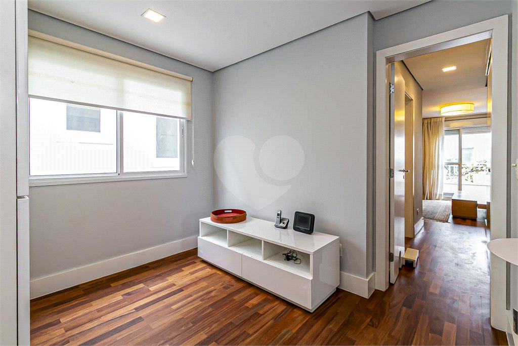 Casa à venda ou para alugar com 3 suítes no condomínio Palm Hill, São Paulo - SP