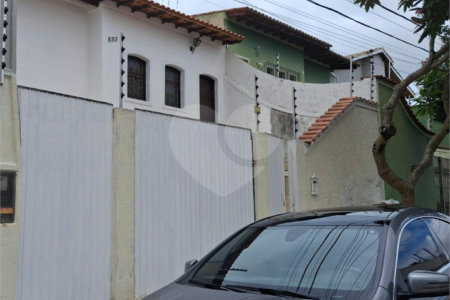 Casa à venda com 3 quartos, sendo 1 suíte,  em Vila Oliveira, Mogi das Cruzes, SP