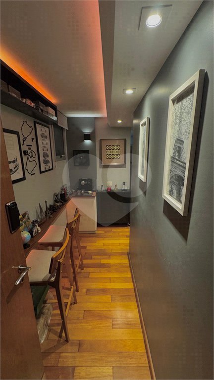 Apartamento à venda com 2 quartos, sendo 1 suíte, em Vila Olímpia, São Paulo, SP