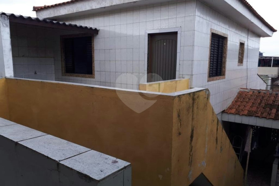 Sobrado à venda com 2 quartos em Tremembé, São Paulo, SP