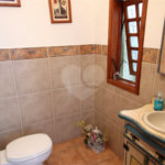 Casa à venda ou para alugar com 3 suítes em Vila Petrópolis, Atibaia, SP