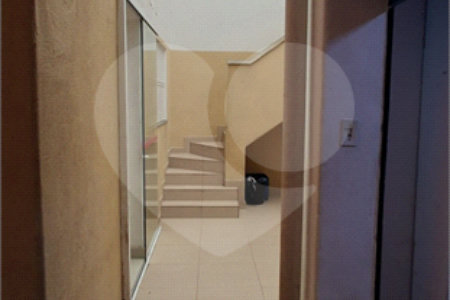 Casa à venda com 4 quartos, sendo 1 suíte,  em Tatuapé, São Paulo, SP