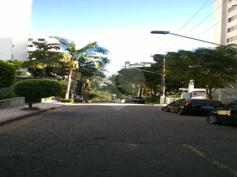 Sobrado à venda com 4 quartos, sendo 2 suítes, em Vila Sônia, São Paulo, SP