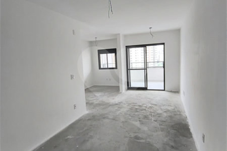 Apartamento à venda com 3 quartos, sendo 1 suíte, no Centro, São Bernardo do Campo, SP