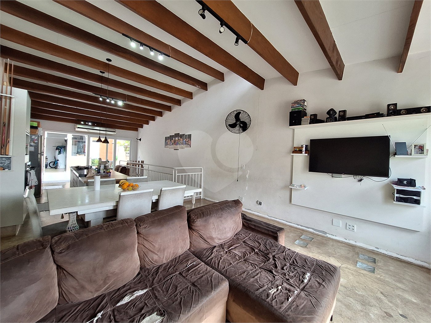 Casa à venda com 3 quartos, sendo 1 suíte, em Chora Menino, São Paulo, SP