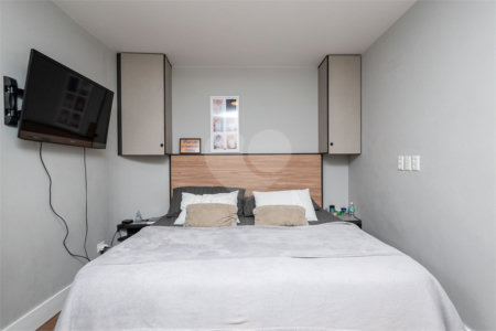 Apartamento à venda com 3 quartos, sendo 1 suíte, em Vila Madalena, São Paulo, SP