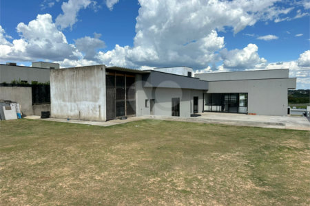 Casa à venda com 4 suítes no condomínio Quintas da Terracota, Indaiatuba - SP