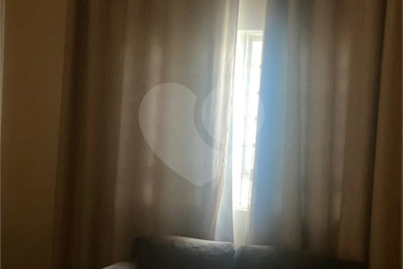 Casa Térrea à venda com 3 quartos, sendo 1 suíte, em Jardim Maria Luiza, Araraquara, SP