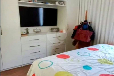 Apartamento à venda com 3 quartos, sendo 1 suíte, em Laranjeiras, Rio de Janeiro, RJ