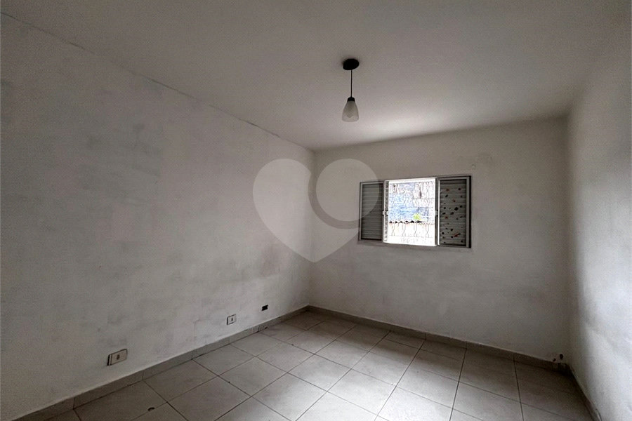 Sobrado à venda com 3 quartos em Vila Dom Pedro Ii, São Paulo, SP