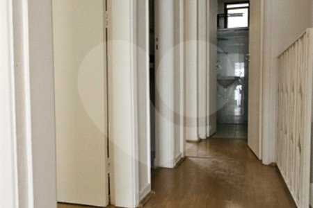 Casa de Vila à venda com 3 quartos, sendo 1 suíte, em Itaim Bibi, São Paulo, SP