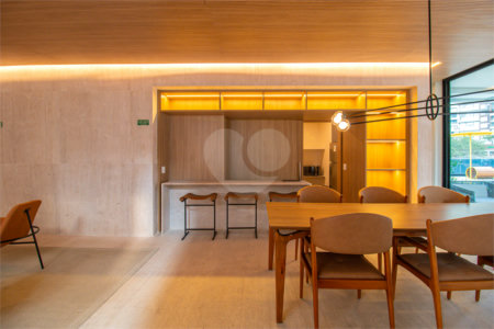 Apartamento à venda com 4 suítes em Moema, São Paulo, SP