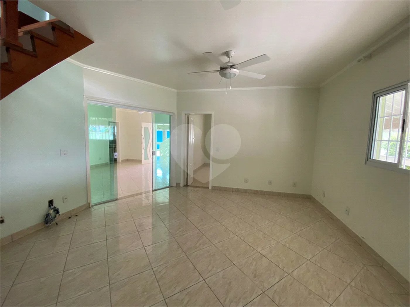 Casa à venda com 6 quartos, sendo 1 suíte, no condomínio Horizonte Azul I, Itupeva - SP