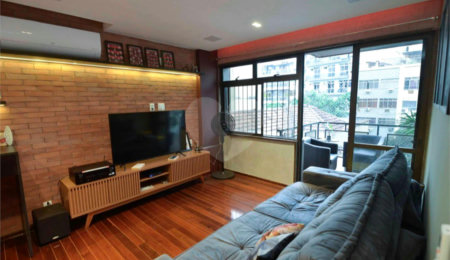 Apartamento à venda com 4 quartos, sendo 2 suítes,  em Tijuca, Rio de Janeiro, RJ