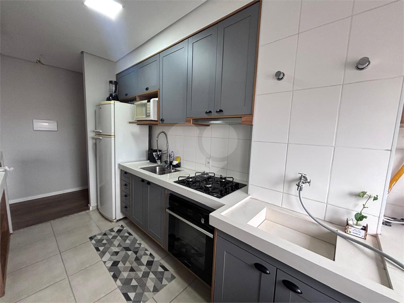 Apartamento à venda com 2 quartos, sendo 1 suíte, em Aparecidinha, Sorocaba, SP