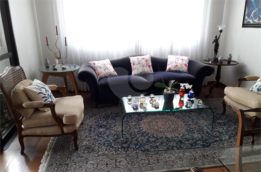 Apartamento à venda com 4 quartos, sendo 3 suítes, em Vila Andrade, São Paulo, SP