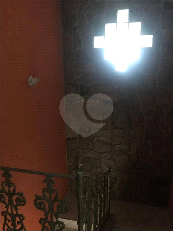 Sobrado à venda com 3 quartos, sendo 1 suíte, em Jardim Indaiá, Poá, SP
