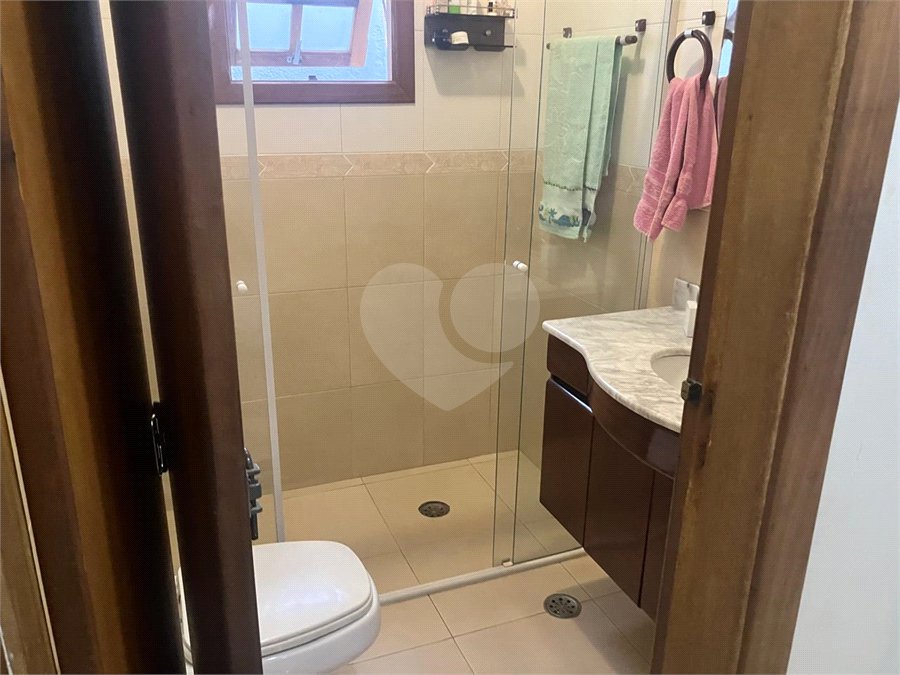 Casa Térrea à venda com 3 quartos em Vila Nivi, São Paulo, SP