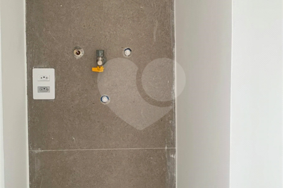 Apartamento à venda com 2 suítes em Alto de Pinheiros, São Paulo, SP