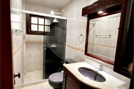 Casa à venda com 6 quartos, sendo 5 suítes,  em Alto de Búzios, Armação dos Búzios, RJ